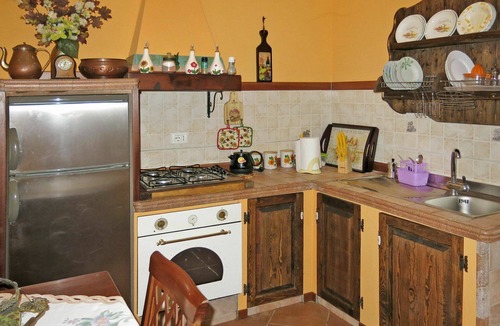 Villa Collemandina Villa | Wonderful private villa for 7 guests with WIFI, private pool, TV, patio and pets allowed