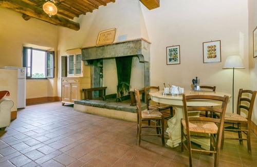 Pergine Valdarno Villa | Wonderful private villa for 9 people with private pool, WIFI, terrace and pets allowed