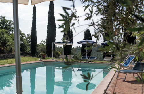San Gimignano Villa | Wonderful private villa for 18 people with WIFI, private pool, TV, pets allowed and panoramic view