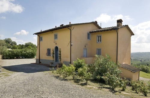 Capannori Villa | Wonderful private villa with private pool, hot tub, A/C, TV, patio, panoramic view, close to Lucca