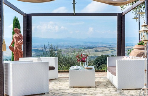 Montaione Villa | Wonderful private villa with WIFI, private pool, A/C, TV, terrace, pets allowed and panoramic view