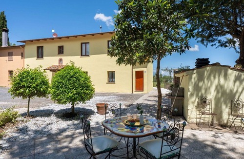 Montaione Villa | Wonderful private villa with A/C, WIFI, private pool, TV, pets allowed and panoramic view