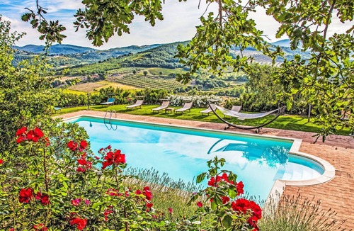 Allerona Villa | Wonderful private villa with private pool, WIFI, TV, patio, pets allowed and panoramic view