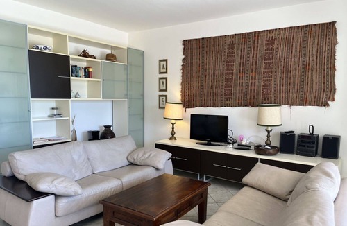 Artallo Villa | Wonderful private villa for 10 guests with WIFI, private pool, hot tub, TV, terrace and parking