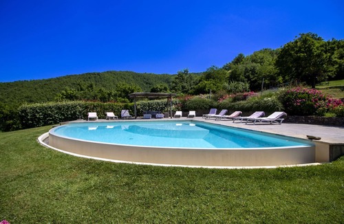 Pieve di Chio Villa | Wonderful private villa for 16 people with private pool, WIFI and TV