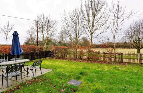 Ardens Grafton House | Wonderful villa for 3 guests with WIFI, TV and pets allowed