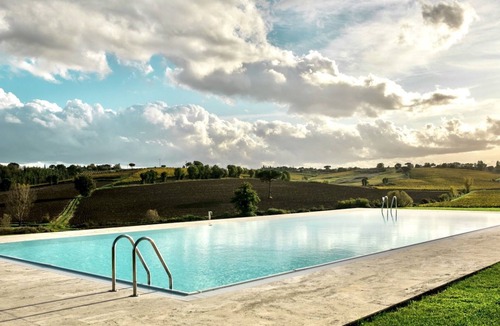 Cortona Villa | Wonderful villa for 6 guests with pool, A/C, WIFI, TV and panoramic view