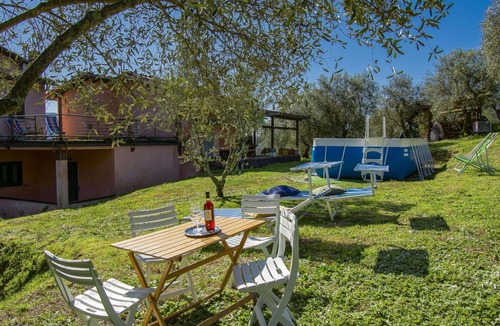 Vicopelago Villa | Wonderful villa for 7 people with WIFI, private pool, TV, terrace and pets allowed