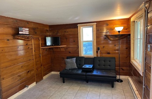 Indian River Cabin | Woodhaven Cottage 19