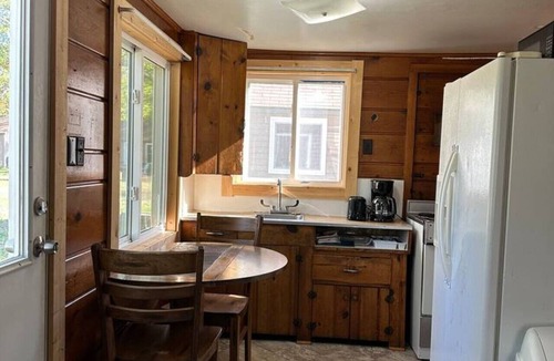 Indian River Cabin | Woodhaven Cottage 15