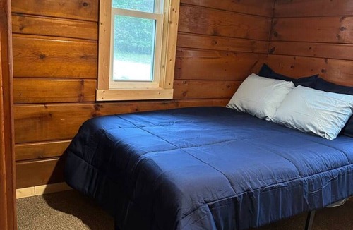 Indian River Cabin | Woodhaven Cottages 16