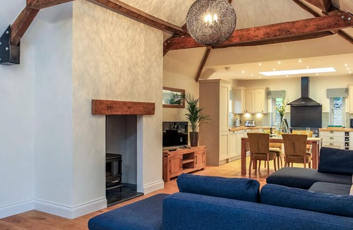Upper Seagry Cottage | Woodmans Cottage @ Nables Farm