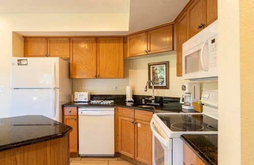 Angels Camp Condo | Wyndham Angels Camp- Angels Camp, CA - 3 Bedroom