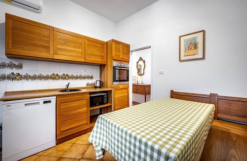 San Jacopino Apartment | YID confortevole con ascensore