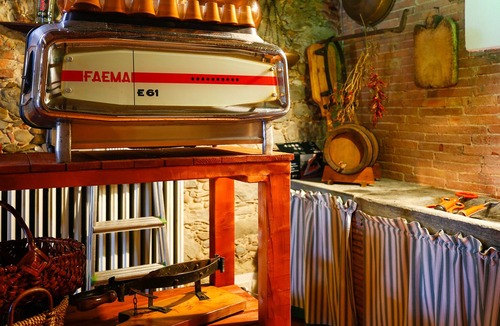 Porcari Villa | Your home away from home