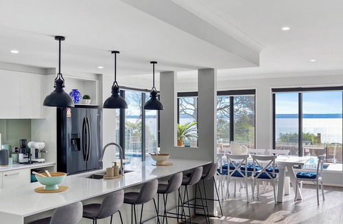 Corinella House | Your Perfect Coastal Getaway!
