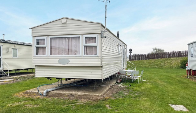 2 bedroom accommodation in St Osyth in St Osyth