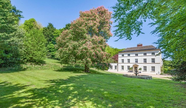 5 Bed in Minchinhampton (oc-h32022)