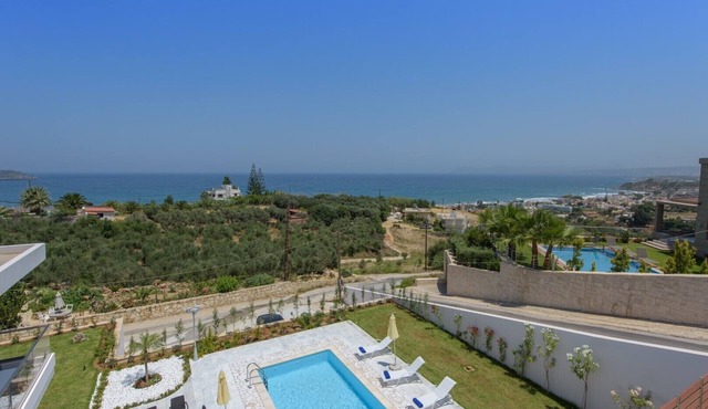 500mt to beach ★ Heated pool + Hydromassage ★ Sea view ★ Walk to market/restaurants/bar