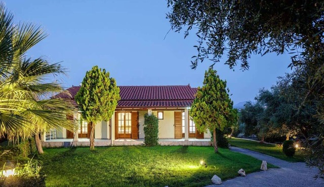 6BR Two-Villa Estate Pool & Kids Section