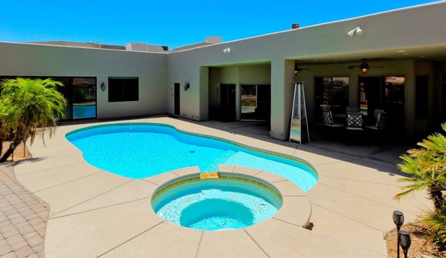 78'Boat/RV Garage, Pool, Spa, Casita, Lake Views,Near Marina, 4Bedroom,3Bath