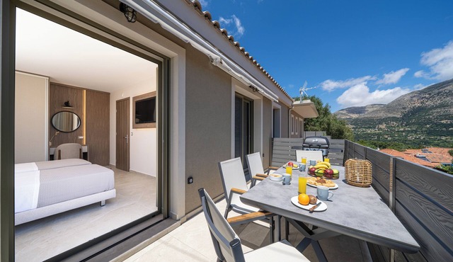 A new built, fully equipped residence - 5 min from Myrtos beach and Agia Efimia