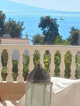 Abby Seaview House
