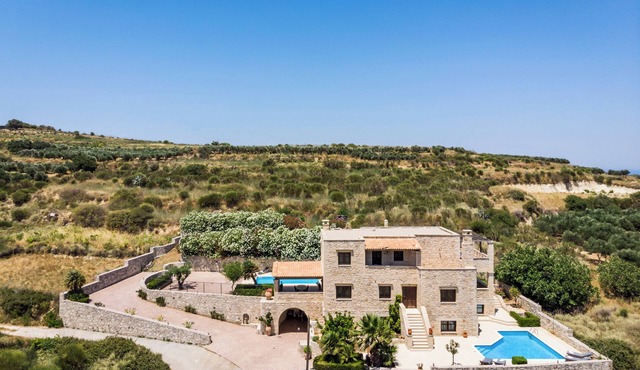 Adam Villas | An Iconic Destination near to Falassarna Beach.