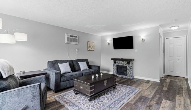 Adventure Acres- Suite A1