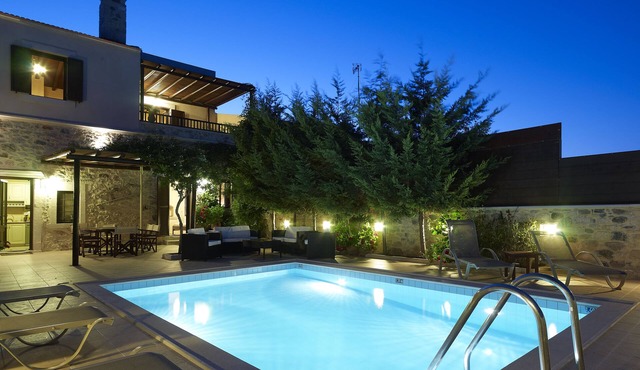 AGRIELIA VILLA FAMILY - FRIENDLY VILLA IN HERAKLION CRETE