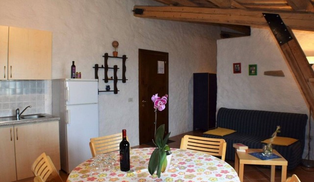 Agriturismo Alla Vecchia Quercia vacation apartment "Frontone" for 4-5 persons