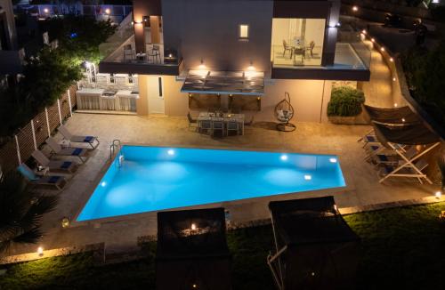 Allas Villa Heated Pool