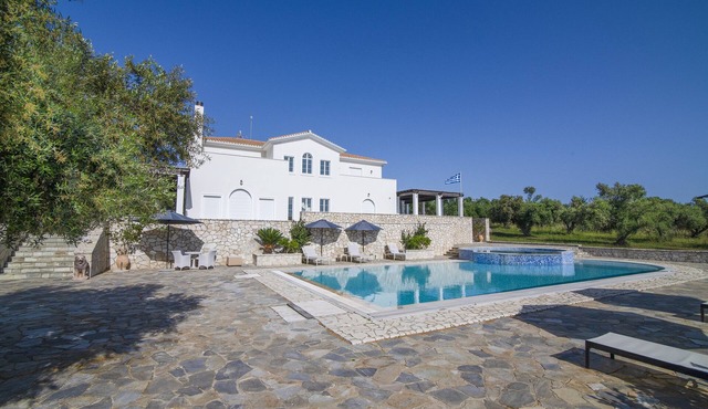 Amazing Pool Villa Kyllini Sea View, Kastro Kyllini, Greece