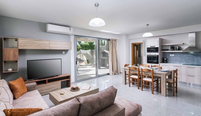 Αmfithea Villas