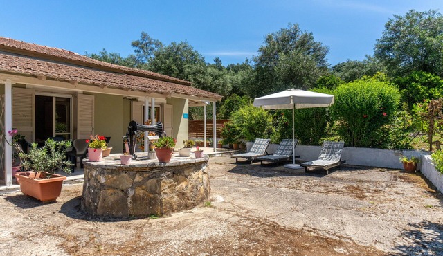 Apartment 'Amalia Dio' with Mountain View, Wi-Fi and Air Conditioning