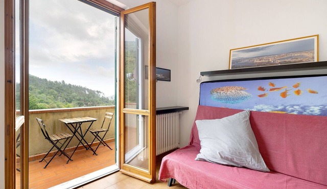 Apartment 'Elena E Joerg 2' with Mountain View, Shared Garden and Wi-Fi