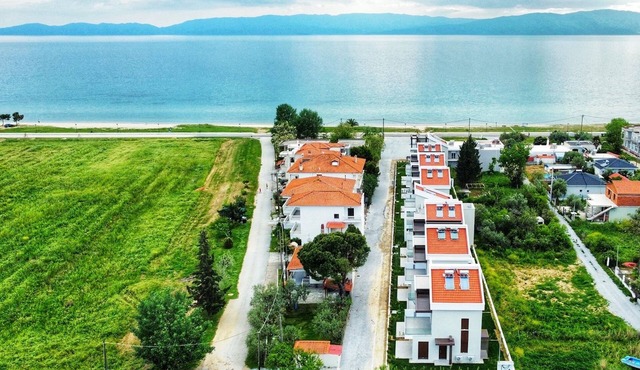 Argilos & Argilos Deluxe Residential Complexes-Two - Bedroom Duplex with Garden