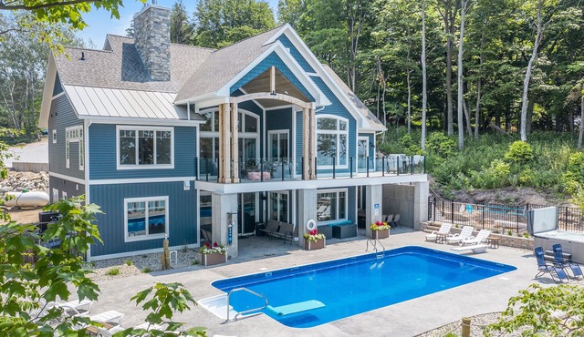August 9th-16th, 2026 available! heated pool! Sleeps 20!