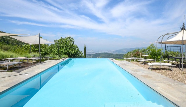 Awesome home in Sesto Fiorentino with sauna