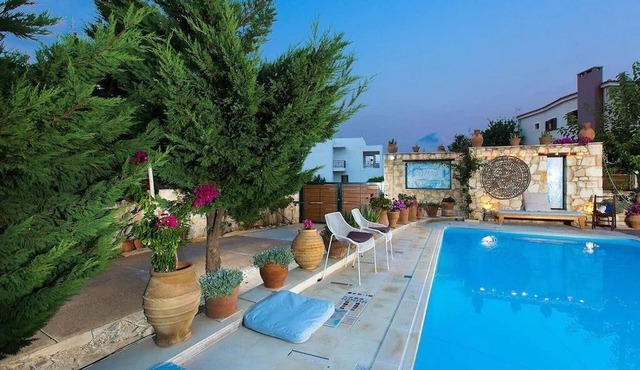 Beautiful Small Villas near to Rethymno City and Beach
