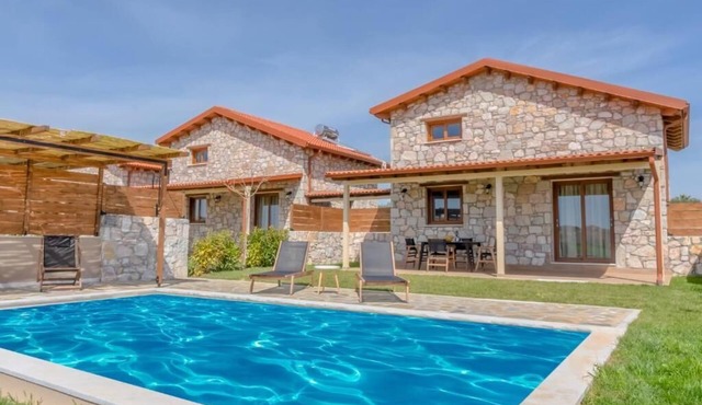BH620 - B - Villa Chalkidiki