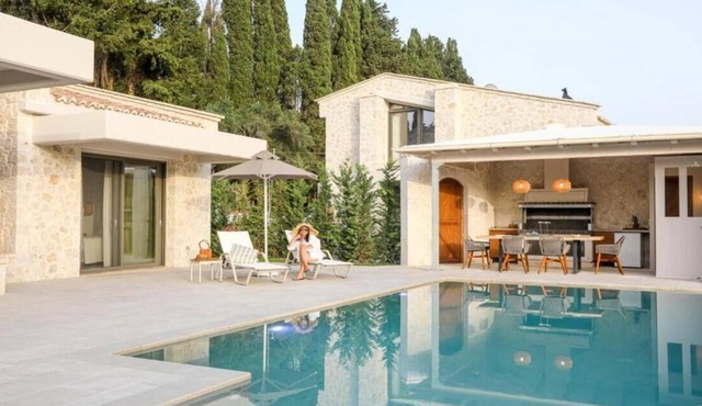 BH911 - C - Villa Corfu