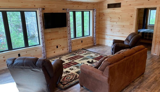 Big Bear Hideaway - St Germain Cabin 4 on St Germain River in St Germain
