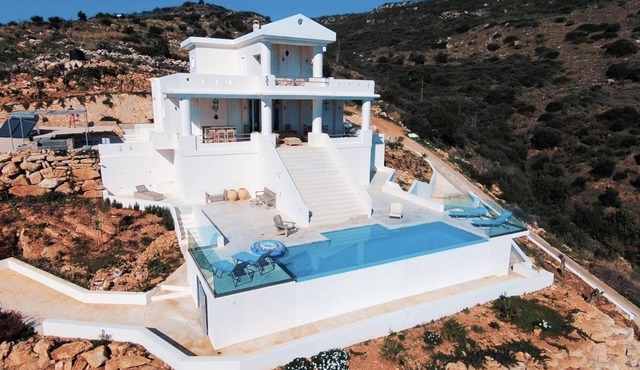 Big private eco villa on a mountain, infinity pool and amazing view over the sea