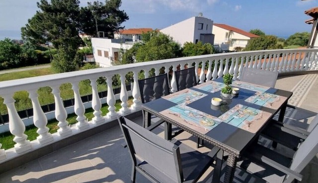 Blue Waves Apartment 2 - with 92sqm - near the beach