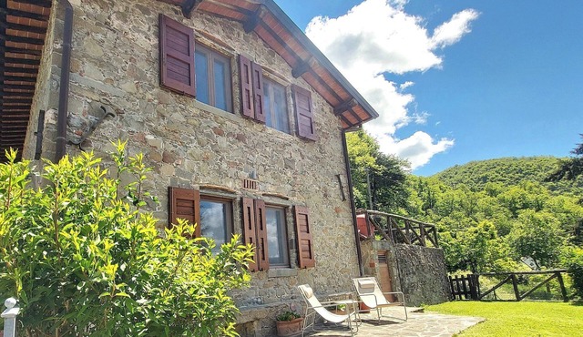 Boutique Tuscan Retreat | Stupendous Panoramic Views | Plunge Pool | Sleeps 5