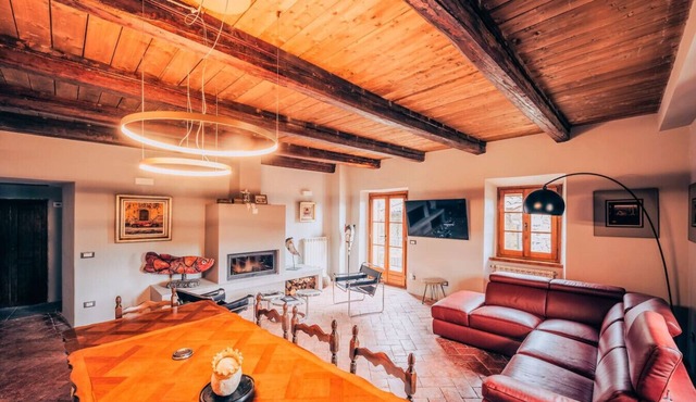 Casa 11 del Borgo di Lierna