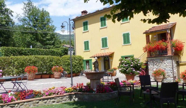 'Case cioni' mit Schwimmbad by Interhome