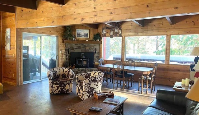 Changes in Altitude – Spacious Cabin Near Pinecrest Lake & Dodge Ridge