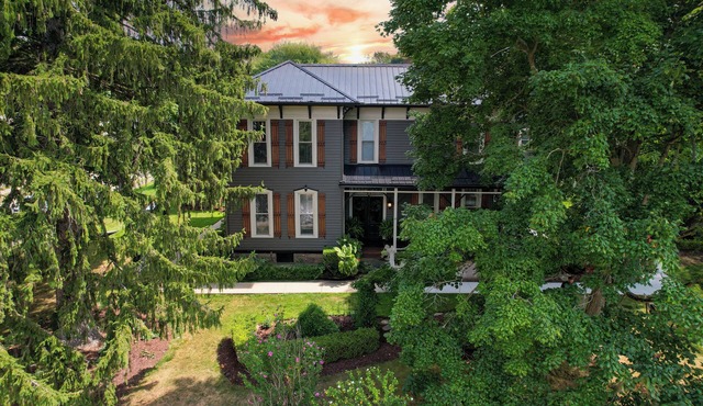 Chateau in the 'Burg - Located in the Heart of Ohio's Amish Country